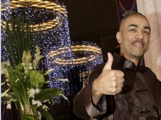 奧巴馬與弟弟北京會面:遭遇熊抱 中國弟媳認哥