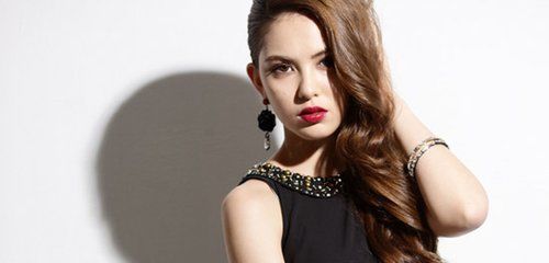 微醺粉光暈,打造霧感妝