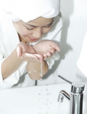 �c(di��n)��DƬ�M(j��n)����һ�