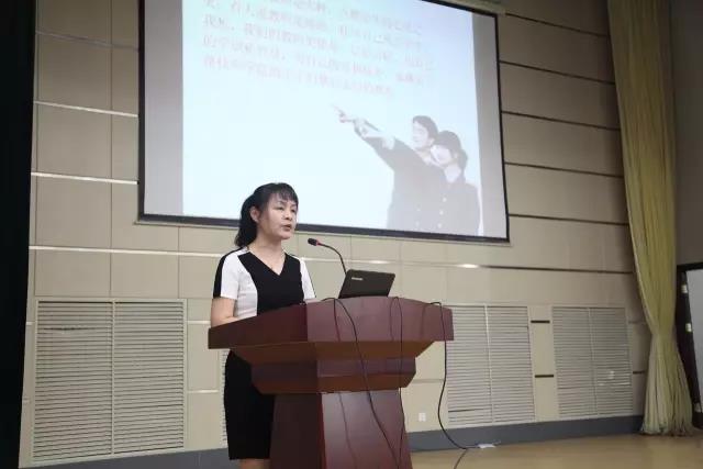 山東公路技師學院2017年優秀教師先進事跡報告會 山東公路技師學院2017年優秀教師先進事跡報告會