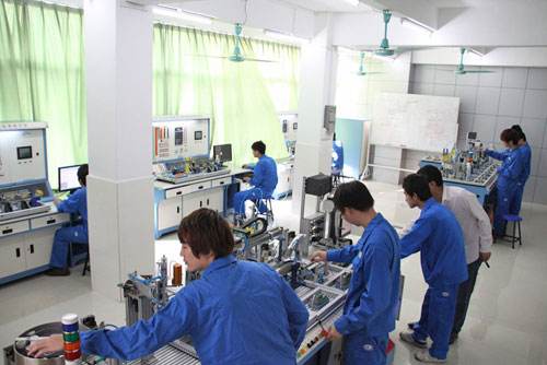 ���ϼ����WԺ������Щ�k�W���ݣ�