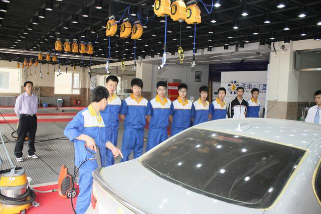 山東學汽車美容哪家好? 山東學汽車美容哪家好?