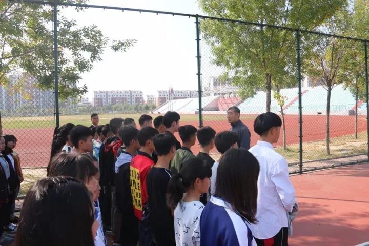藍海職業學校國慶中秋小長假留校學生活動豐富多彩 藍海職業學校國慶中秋小長假留校學生活動豐富多彩