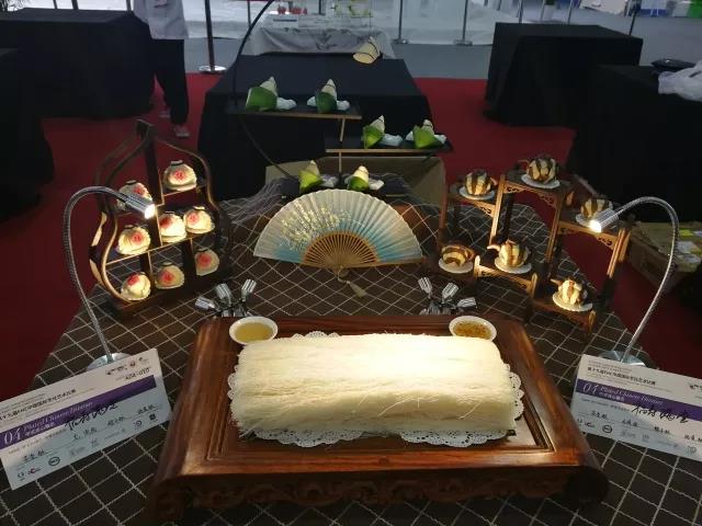 山東省城市服務(wù)技術(shù)學(xué)院在FHC中國國際烹飪藝術(shù)比賽中取得優(yōu)異成績 山東省城市服務(wù)技術(shù)學(xué)院在FHC中國國際烹飪藝術(shù)比賽中取得優(yōu)異成績