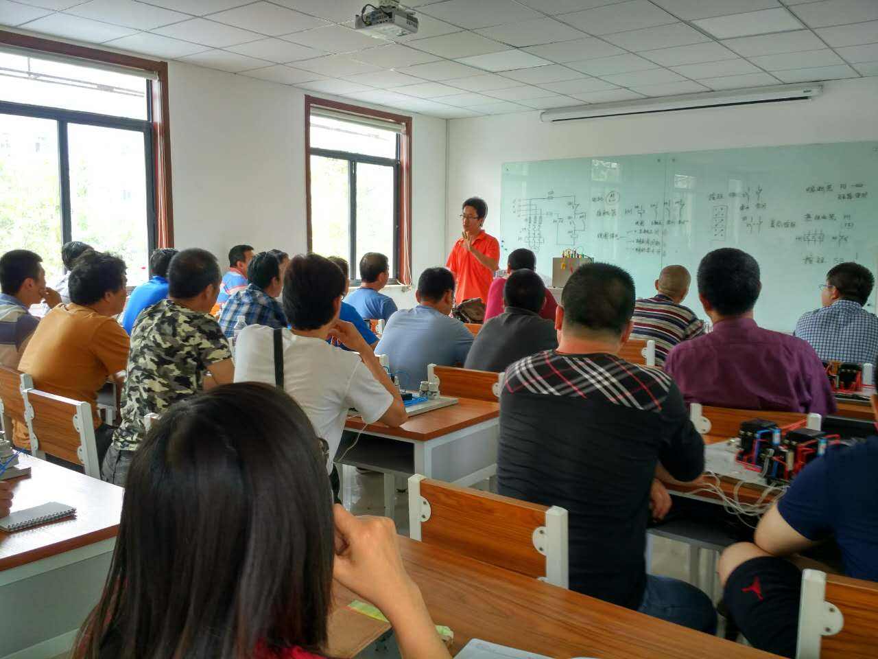 青島歐聯職業培訓學校怎么樣? 青島歐聯職業培訓學校怎么樣?