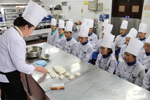 ɽ|ӖNIȥČWɽ|{WУôӣ