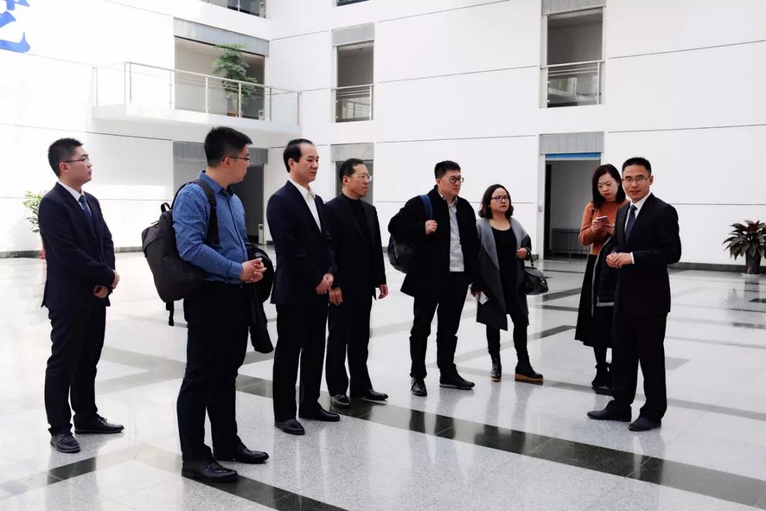 益海嘉里集團領導來山東藍海職業學校參觀考察 益海嘉里集團領導來山東藍海職業學校參觀考察