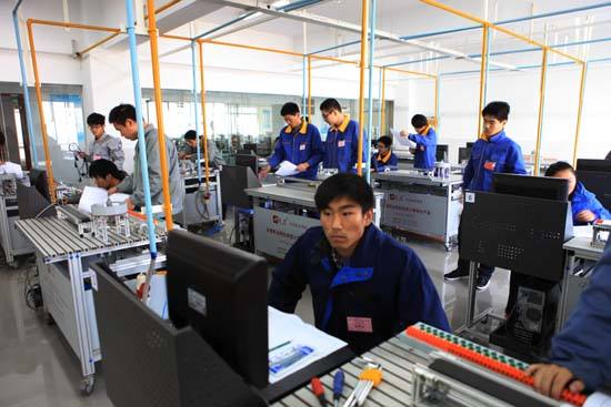 職教集團(tuán)化能否化解職業(yè)教育發(fā)展難題 職教集團(tuán)化能否化解職業(yè)教育發(fā)展難題