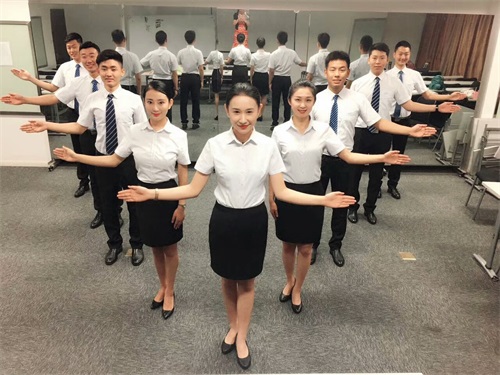 �W���ι����þ͘I�᣿���ι���WУ������Щ��