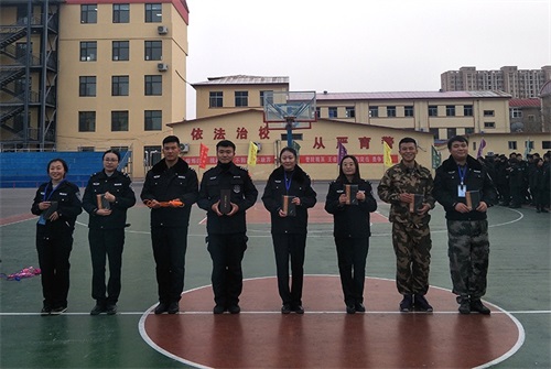 ���K���չӢ�� �B��ƴ���@���֡���ɽ�|�|�I���˾���WУ�e�����K��ِ