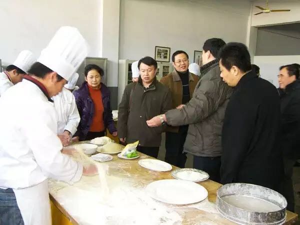 聊城新華技校學糕點制作需要多久? 聊城新華技校學糕點制作需要多久?