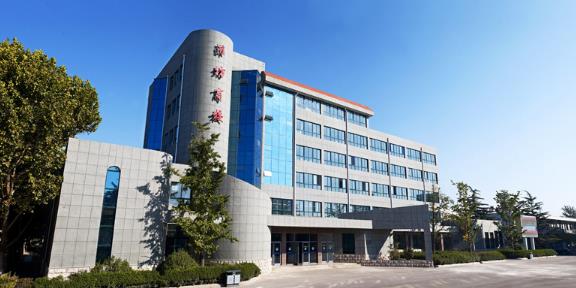山東省濰坊商業學校管理嚴格嗎? 山東省濰坊商業學校管理嚴格嗎?