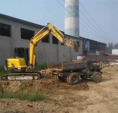 學(xué)挖掘機(jī)專業(yè)有什么前途? 學(xué)挖掘機(jī)專業(yè)有什么前途?
