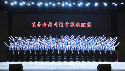 山東東營(yíng)金盾司法學(xué)校300名學(xué)生參加?xùn)|營(yíng)“6.26”國(guó)際禁毒日宣傳活動(dòng) 山東東營(yíng)金盾司法學(xué)校300名學(xué)生參加?xùn)|營(yíng)“6.26”國(guó)際禁毒日宣傳活動(dòng)