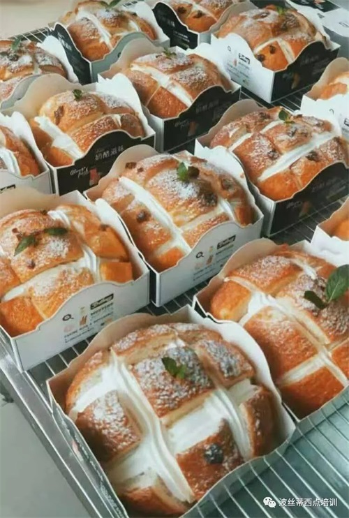 波絲蒂西點(diǎn)培訓(xùn)面包專科班 波絲蒂西點(diǎn)培訓(xùn)面包專科班