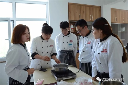 煙臺波絲蒂學校:暑期放“價” 零元秒搶冰點冷飲咖啡課程! 煙臺波絲蒂學校:暑期放“價” 零元秒搶冰點冷飲咖啡課程!