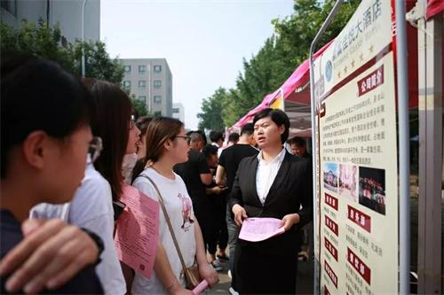 山東省濰坊商業(yè)學(xué)校辦學(xué)優(yōu)勢有哪些? 山東省濰坊商業(yè)學(xué)校辦學(xué)優(yōu)勢有哪些?