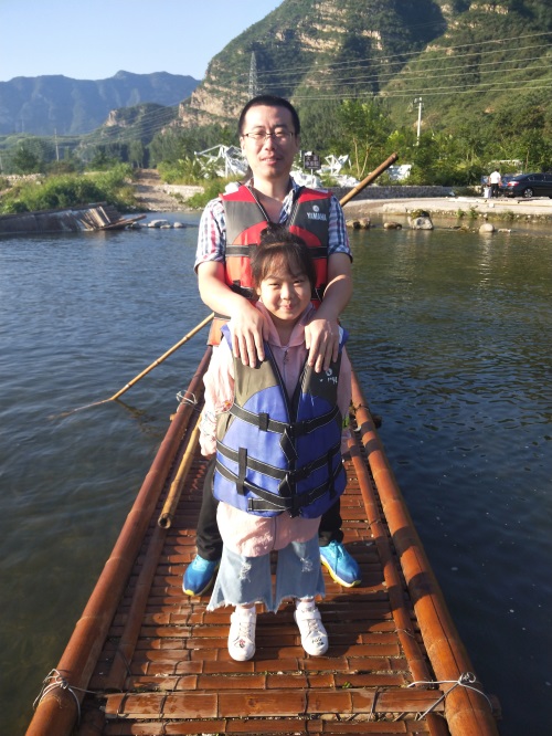 共奮斗 共歡樂 ——記創元教育野三坡兩日游 共奮斗 共歡樂 ——記創元教育野三坡兩日游