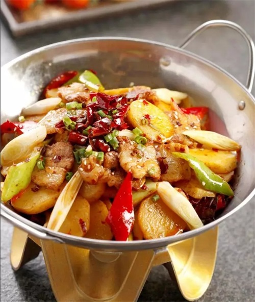 學(xué)精湛技術(shù) 做烹飪大師:藍海職業(yè)學(xué)校烹飪培訓(xùn)班、家庭廚藝班火熱報名中! 學(xué)精湛技術(shù) 做烹飪大師:藍海職業(yè)學(xué)校烹飪培訓(xùn)班、家庭廚藝班火熱報名中!