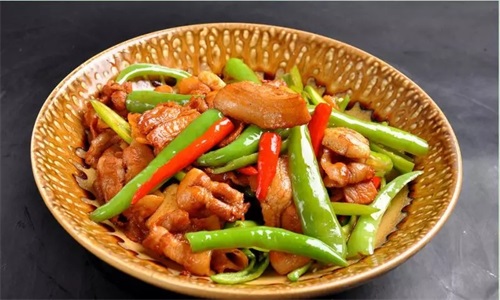 學(xué)精湛技術(shù) 做烹飪大師:藍海職業(yè)學(xué)校烹飪培訓(xùn)班、家庭廚藝班火熱報名中! 學(xué)精湛技術(shù) 做烹飪大師:藍海職業(yè)學(xué)校烹飪培訓(xùn)班、家庭廚藝班火熱報名中!
