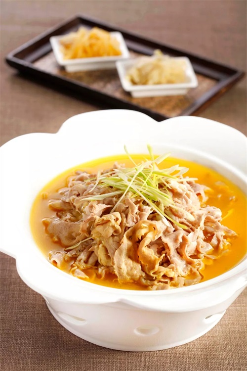 學(xué)精湛技術(shù) 做烹飪大師:藍海職業(yè)學(xué)校烹飪培訓(xùn)班、家庭廚藝班火熱報名中! 學(xué)精湛技術(shù) 做烹飪大師:藍海職業(yè)學(xué)校烹飪培訓(xùn)班、家庭廚藝班火熱報名中!