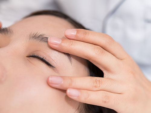貴夫人美容美發(fā)學(xué)校為您介紹什么樣的人不適合做美容師? 貴夫人美容美發(fā)學(xué)校為您介紹什么樣的人不適合做美容師?