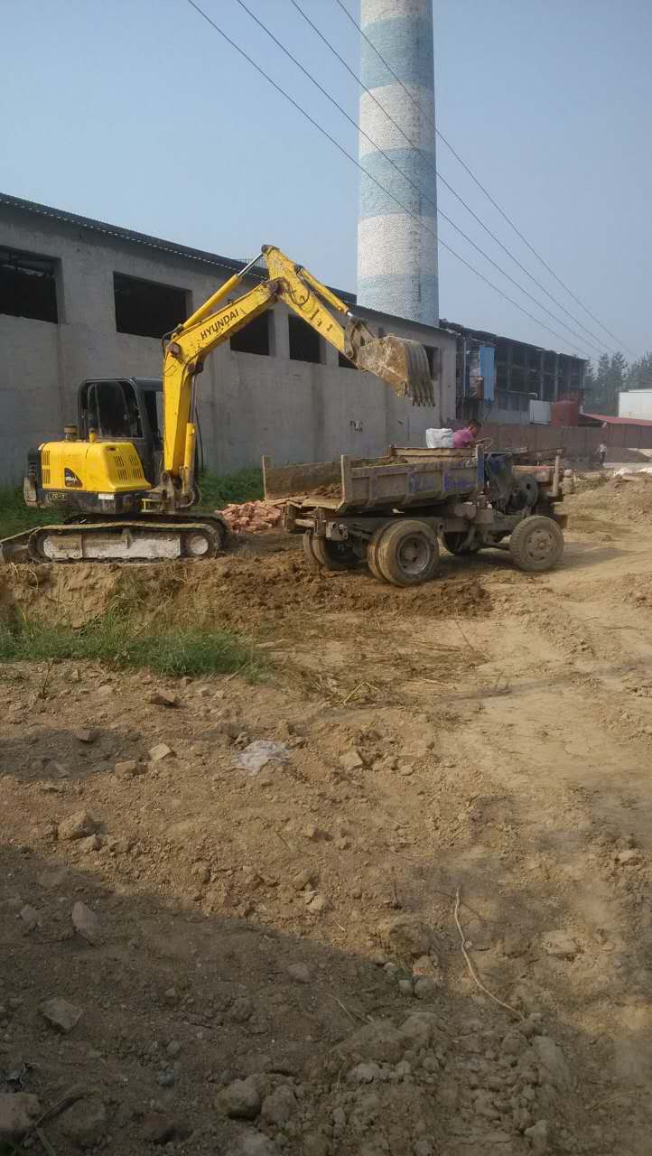 挖掘機好學嗎?山東哪家能學挖掘機? 挖掘機好學嗎?山東哪家能學挖掘機?