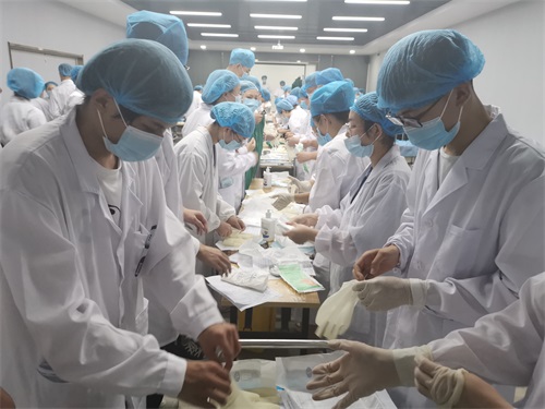 ɽ|ڵVI(y)F(tun)߼(j)W(xu)У_չܲԇӖ(xn)eO(yng)