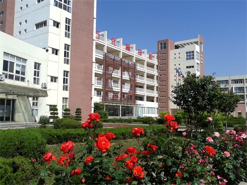 青島市石化高級技工學(xué)校畢業(yè)后能拿大專證嗎? 青島市石化高級技工學(xué)校畢業(yè)后能拿大專證嗎?