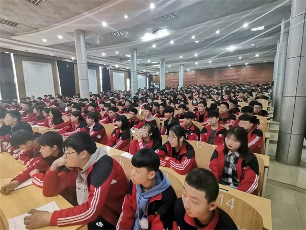 德州普利森技工學校有哪些招生條件? 德州普利森技工學校有哪些招生條件?