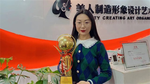 濟南美人制造化妝美甲培訓學院招生簡章 濟南美人制造化妝美甲培訓學院招生簡章