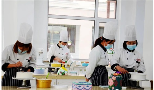 �����W�決���ݸ������ˣ�����c���W��һ����δ�������z�ٵ����~