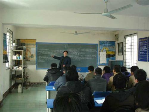 挖掘機培訓能學習什么?  挖掘機培訓能學習什么?