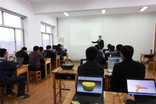 模具設計需要學什么?  模具設計需要學什么?