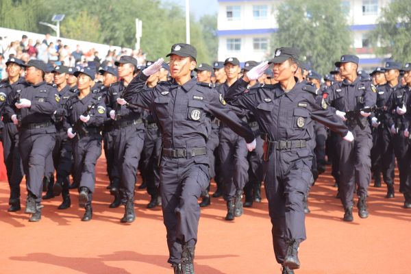 成為特警有什么要求?  成為特警有什么要求?